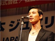 Bóng đá anh, ngoại hạng anh, lịch thi đấu euro 2012, Won Bin: "Phải được mài rũa mới thành ngọc sáng"